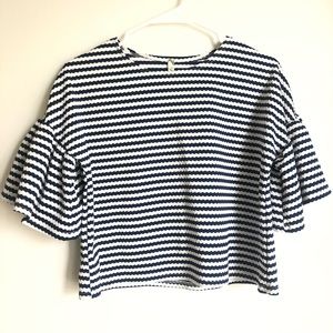 Knit ruffle sleeve crop too